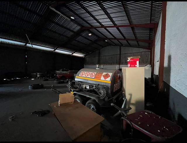 1,000M² WAREHOUSE FOR SALE IN WITPOORT ESTATES
